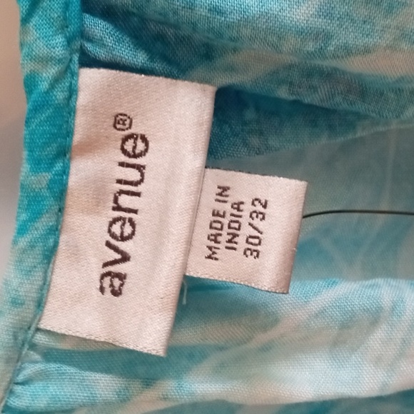 Avenue Plus FLORAL PRINT Dress - Picture 8 of 10